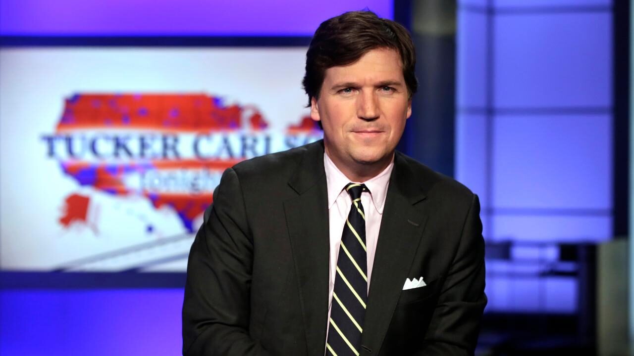 Le déshonneur de Tucker Carlson : un antisémite en quête de notoriété